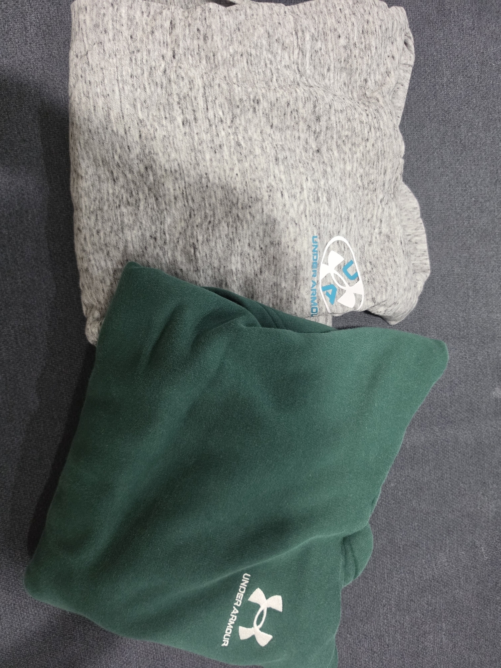 Under Armour Kids Sweatshirt Duo in Heather Gray & Forest Green